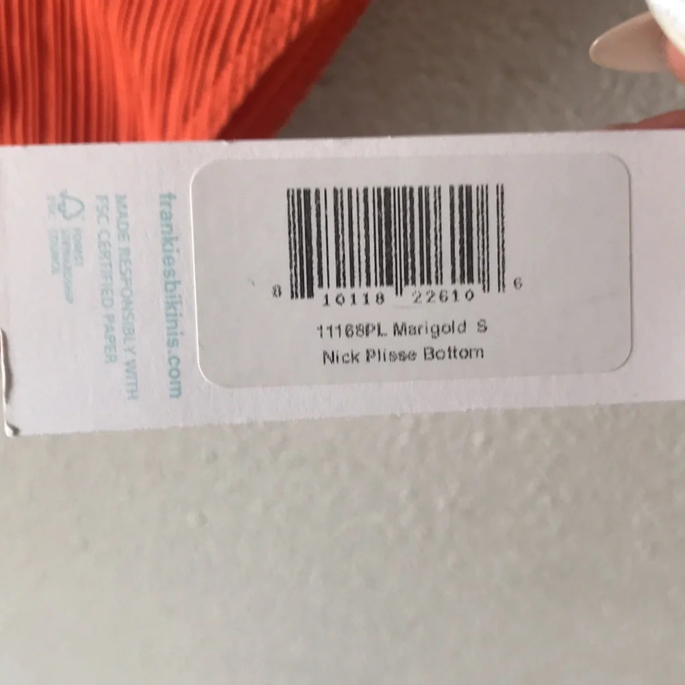 Frankie’s Bikini Nick Plisse Marigold Small bottoms